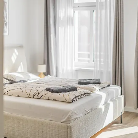 201 Zentrales Hbf Halle Apartment *